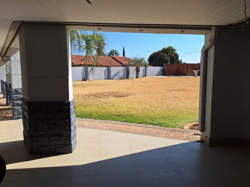 4 Bedroom Property for Sale in Flamwood North West